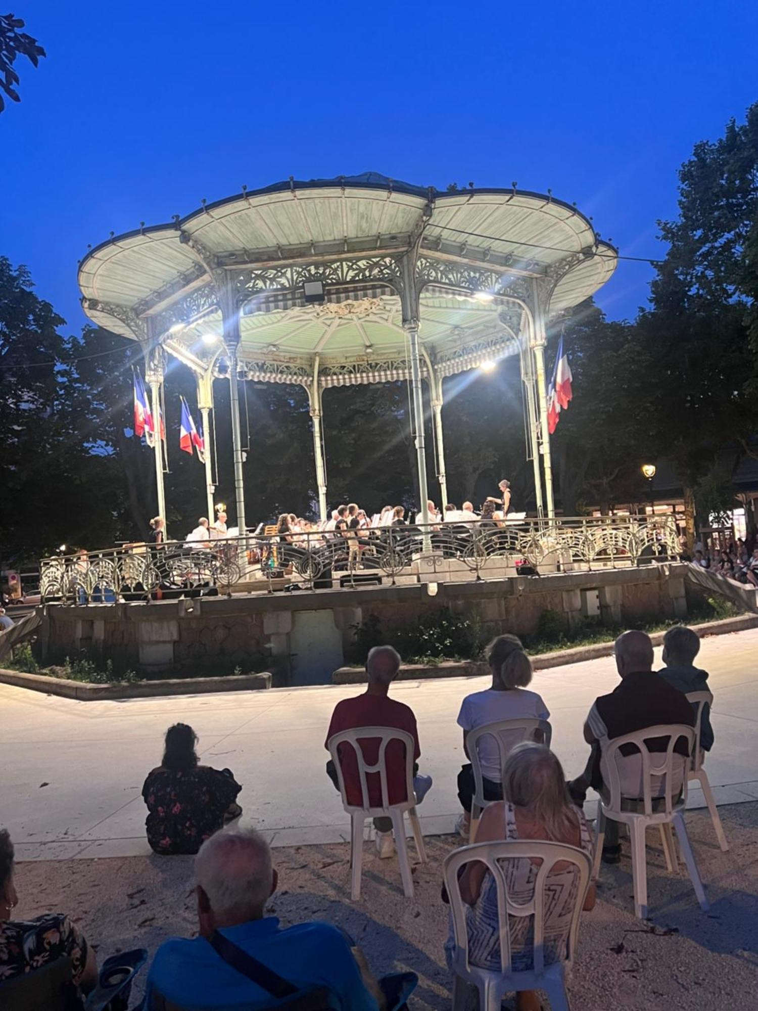 Le Splendid - Hypercentre - Proche Opera & Parcs - Thermes