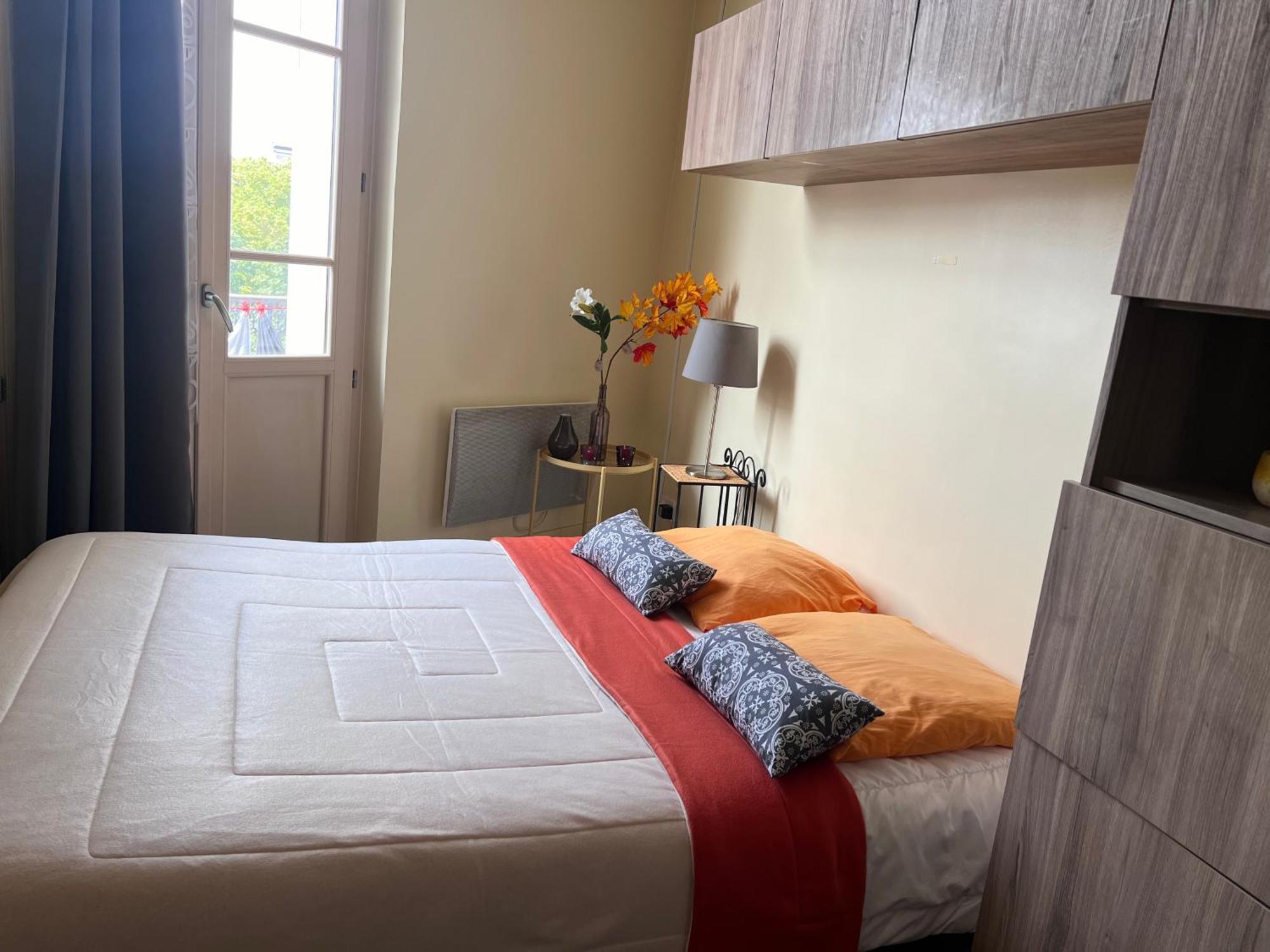 Apartment Le Splendid - Hypercentre - Proche Opera & Parcs - Thermes Vichy