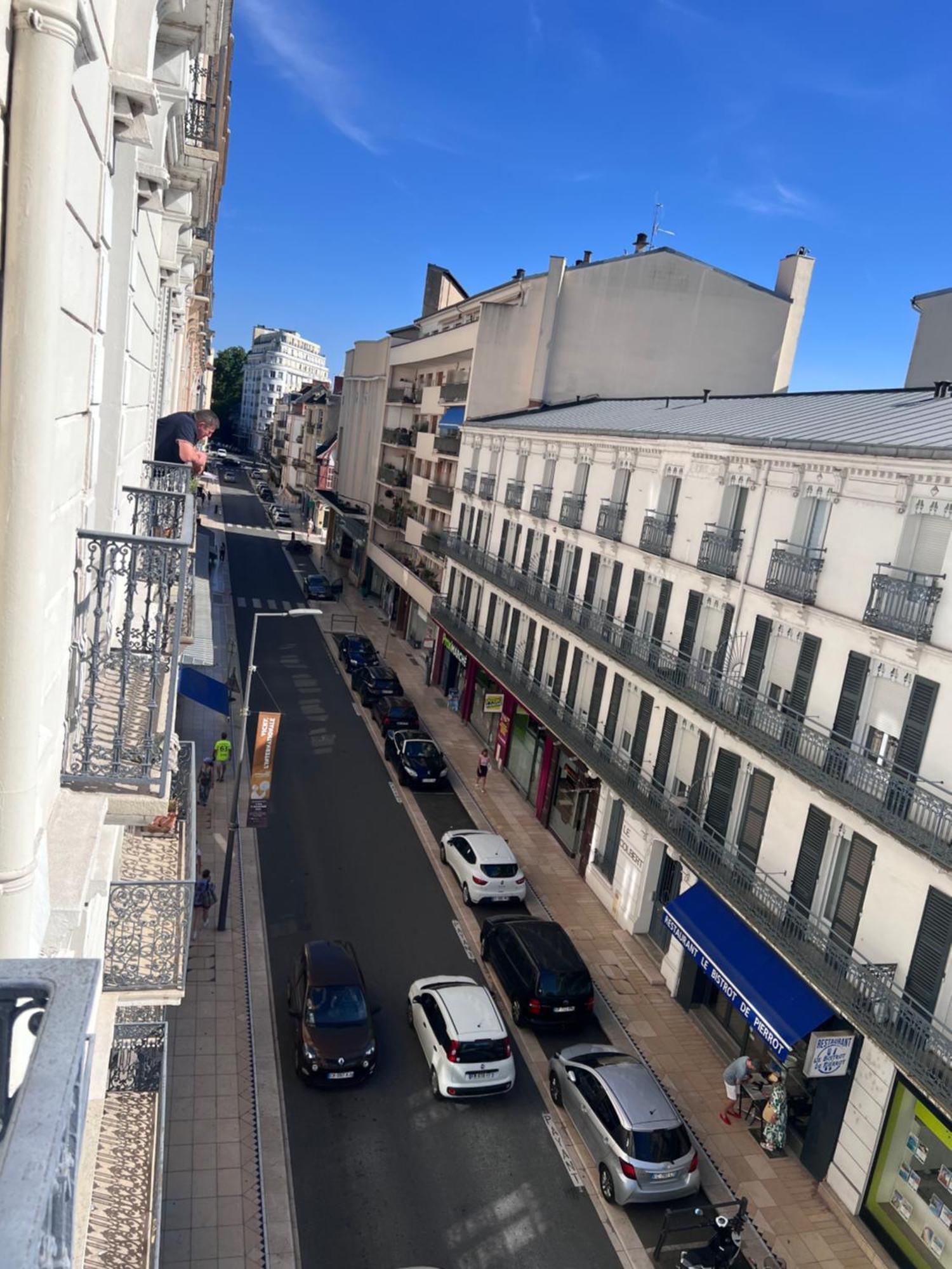 Apartment Le Splendid - Hypercentre - Proche Opera & Parcs - Thermes Vichy