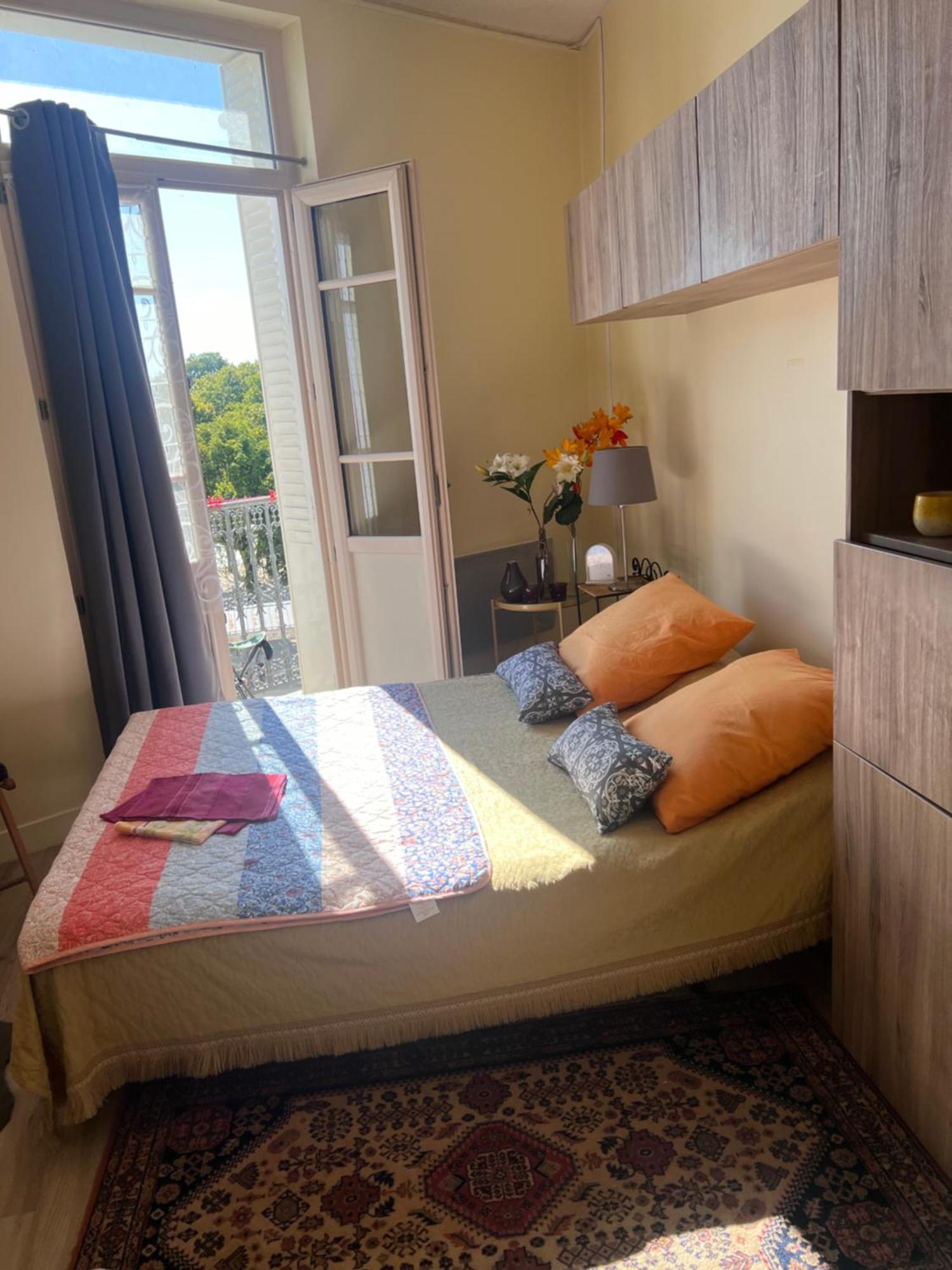 Apartment Le Splendid - Hypercentre - Proche Opera & Parcs - Thermes