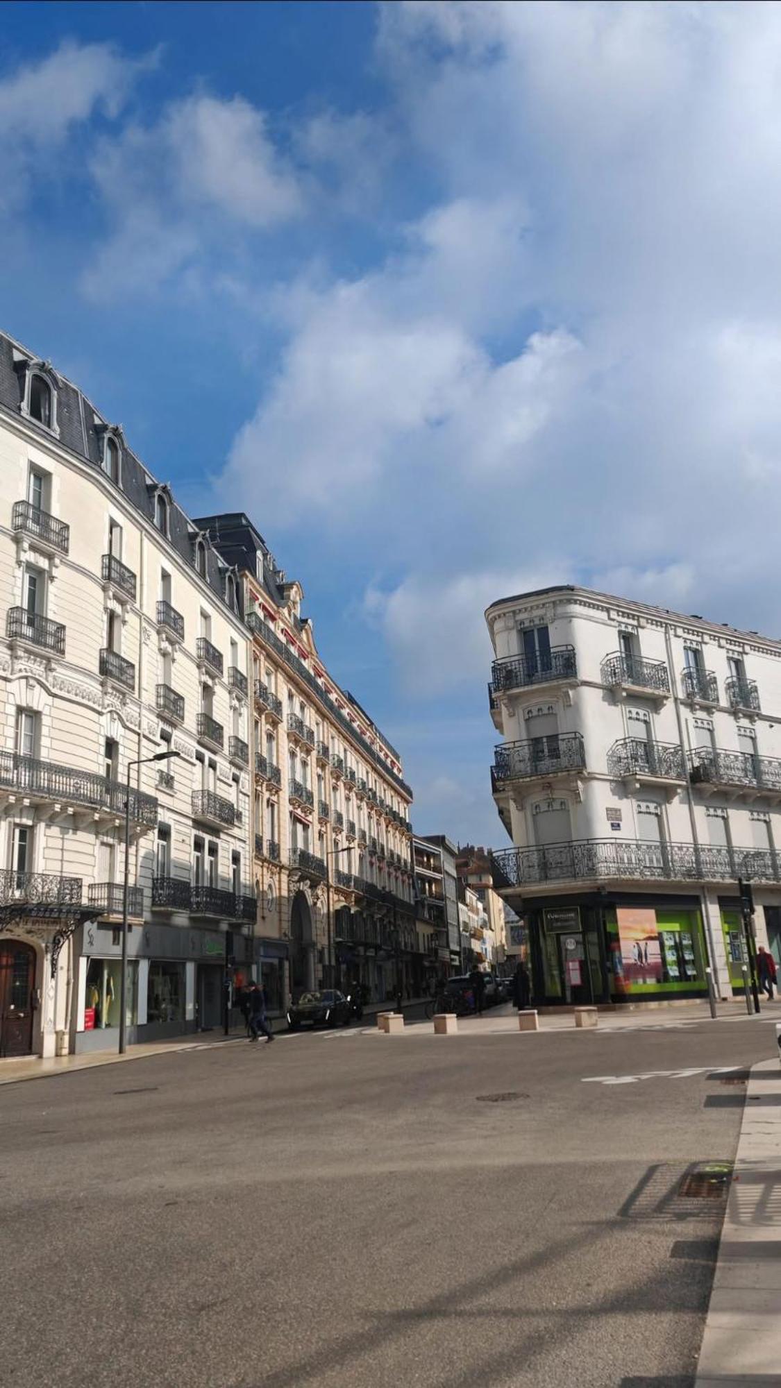 Le Splendid - Hypercentre - Proche Opera & Parcs - Thermes Apartment Vichy